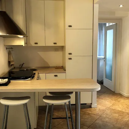 Elegante Bilocale In Centro Apartmán Monza